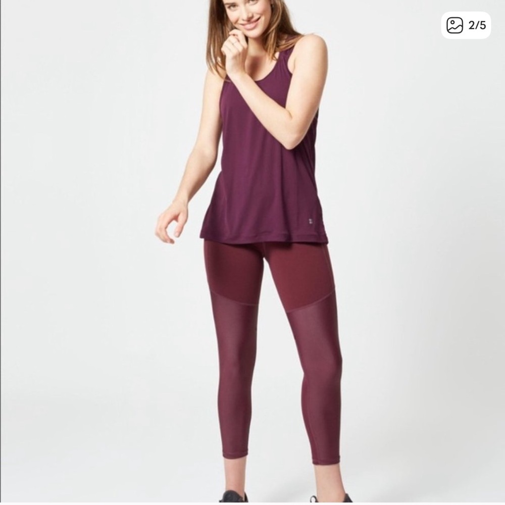 (Like new) Sweaty Betty Tank Oxblood color Size S